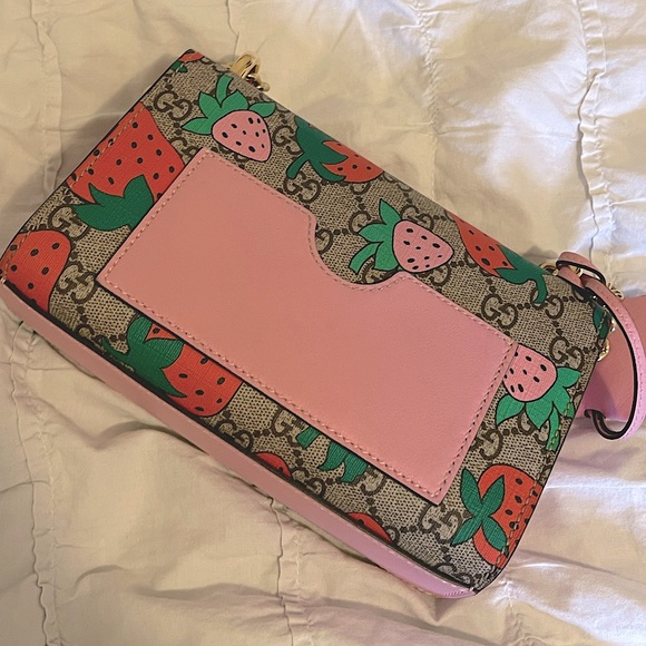 2019 Gucci strawberry collection Padlock small GG shoulder bag - Picture 2 of 3